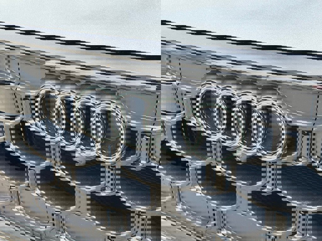 New 2026 Audi SQ8 Prestige image 7