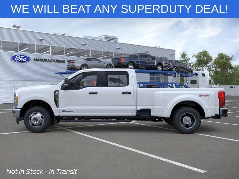 New 2026 Ford F350 4x4 Crew Cab DRW Super Duty image 3