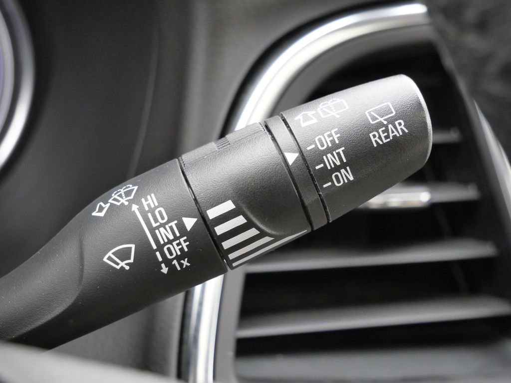 Used 2021 Buick Enclave Essence w/ Sun And Navigation Package image 49