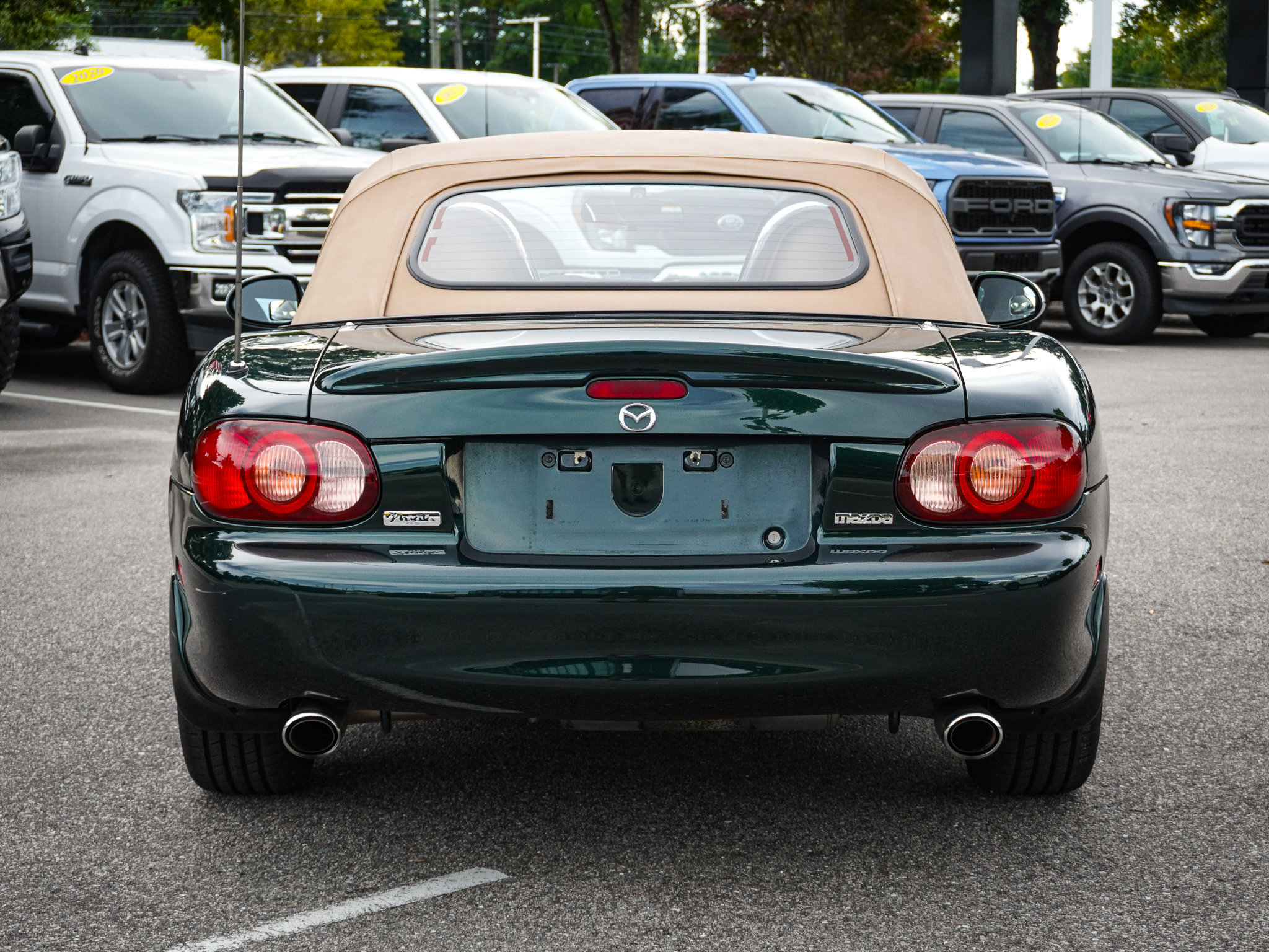 Used 2002 MAZDA MX-5 Miata LS RWD image 9