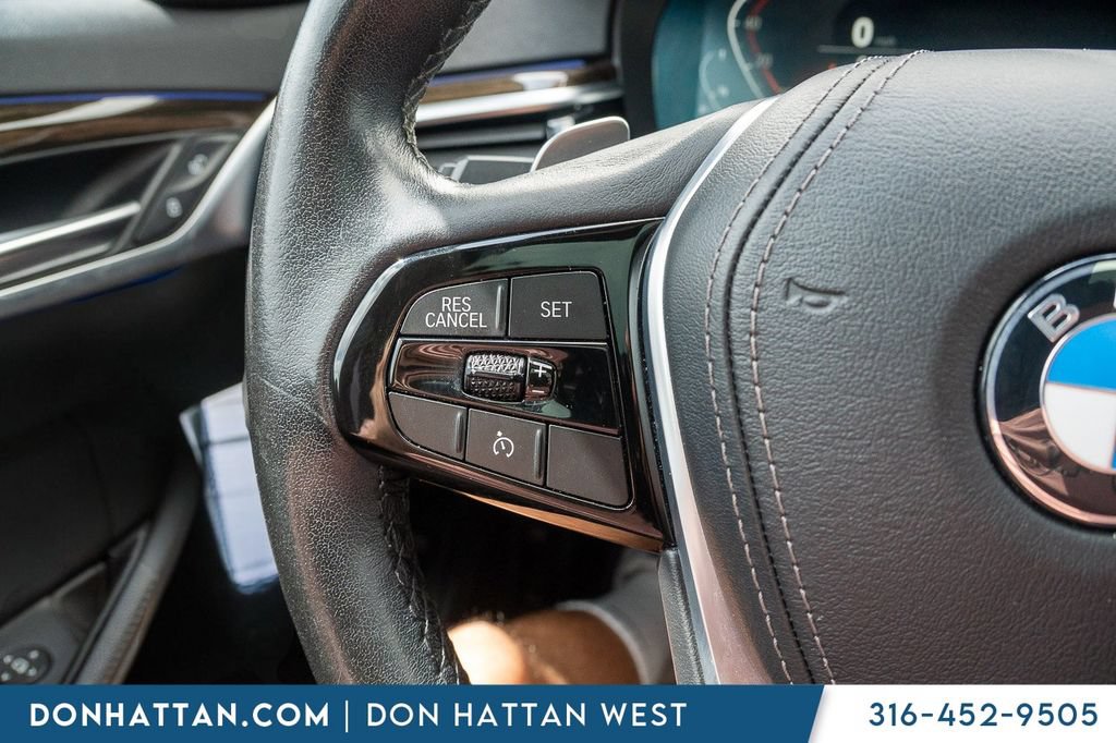 Used 2020 BMW 530i w/ Convenience Package RWD image 14