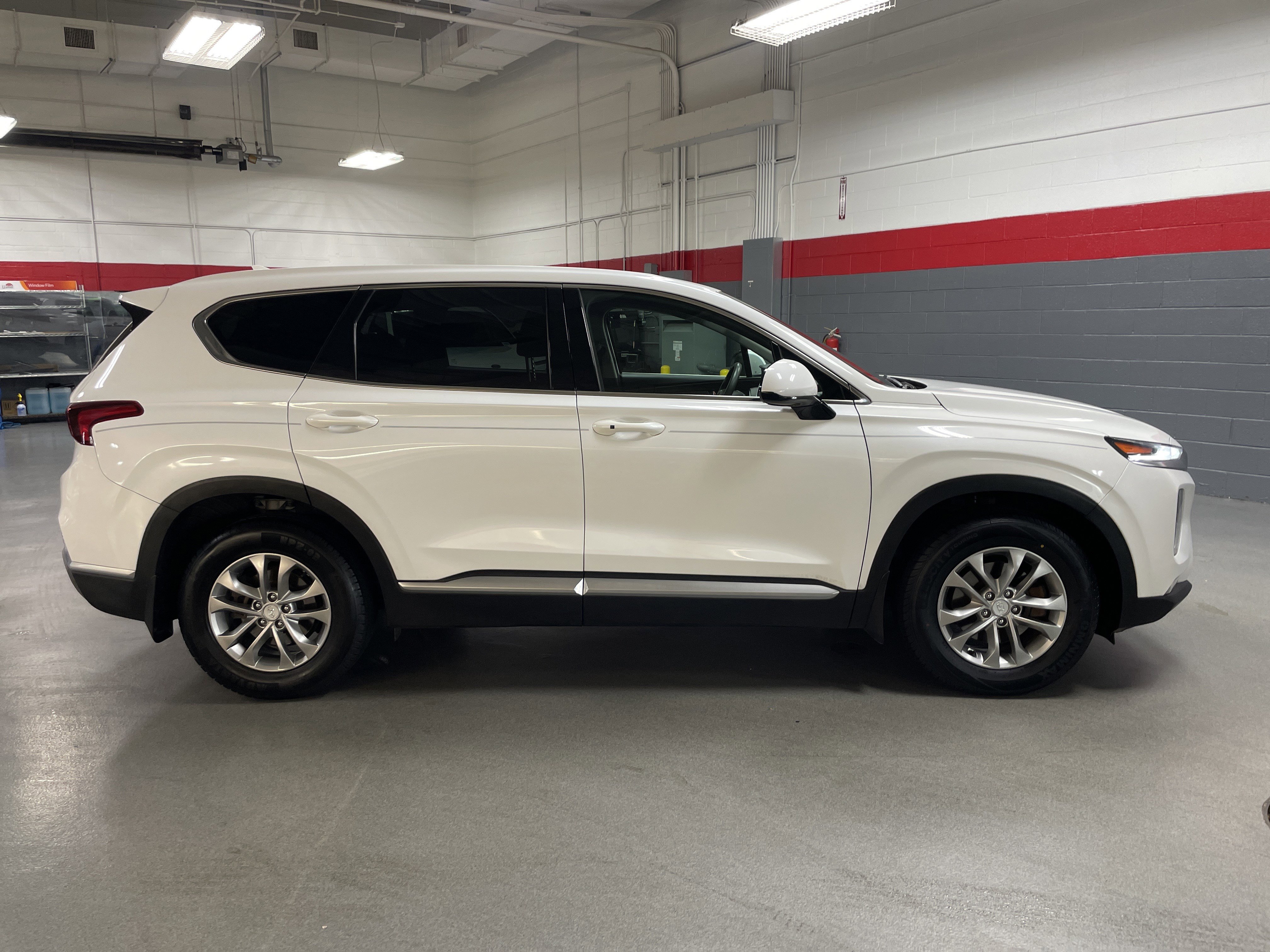Used 2020 Hyundai Santa Fe SEL FWD image 11