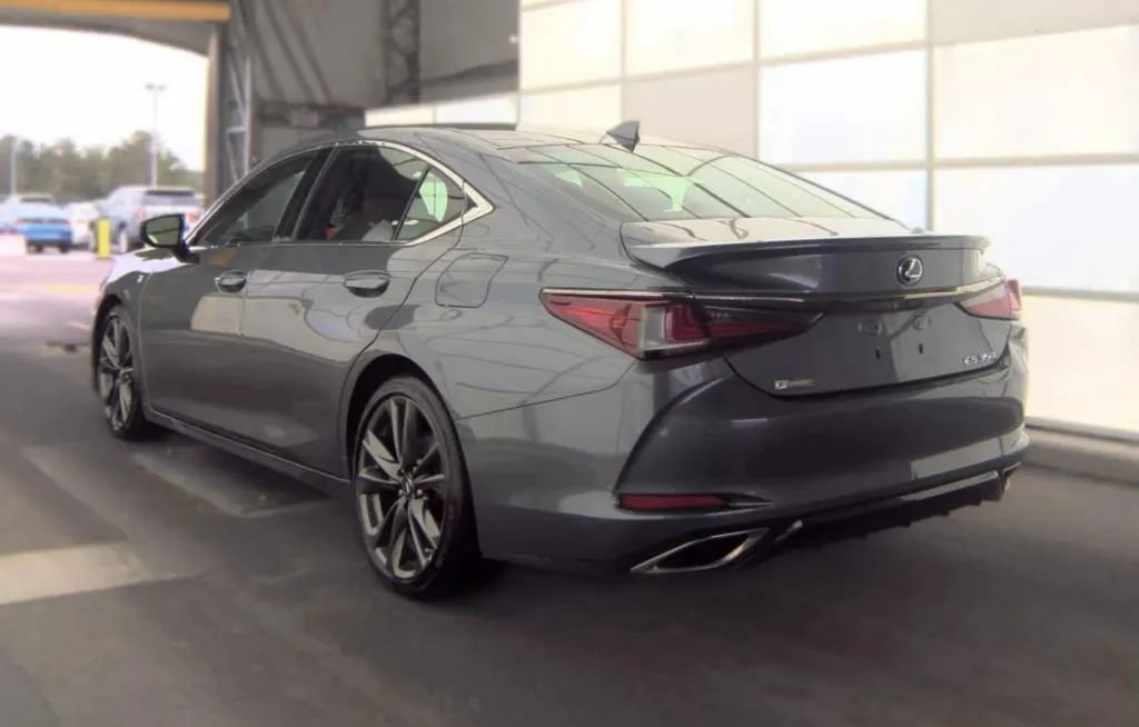Used 2021 Lexus ES 350 F Sport w/ Accessory Package FWD image 4