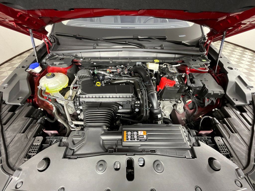 Used 2025 Lincoln Nautilus Premier image 28