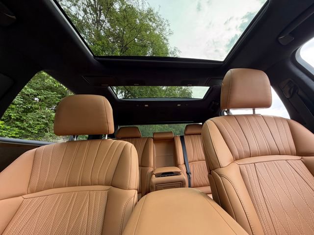 Certified 2024 Lexus LS 500 AWD image 35