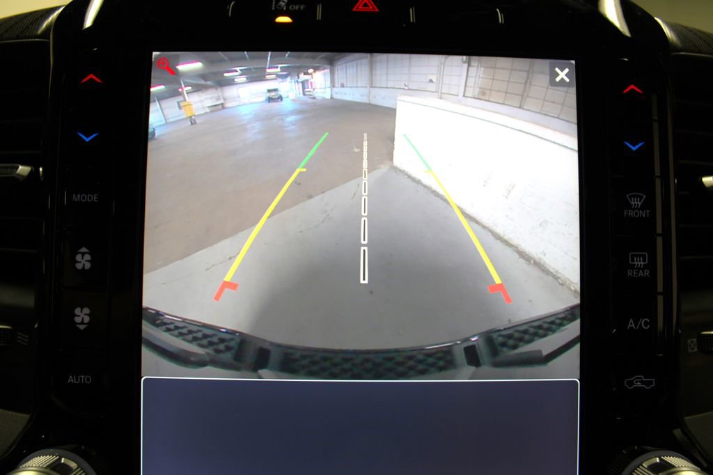 New 2026 RAM 1500 4x4 Crew Cab image 19