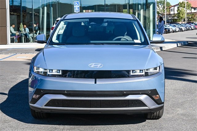 New 2026 Hyundai Ioniq 5 SEL image 2