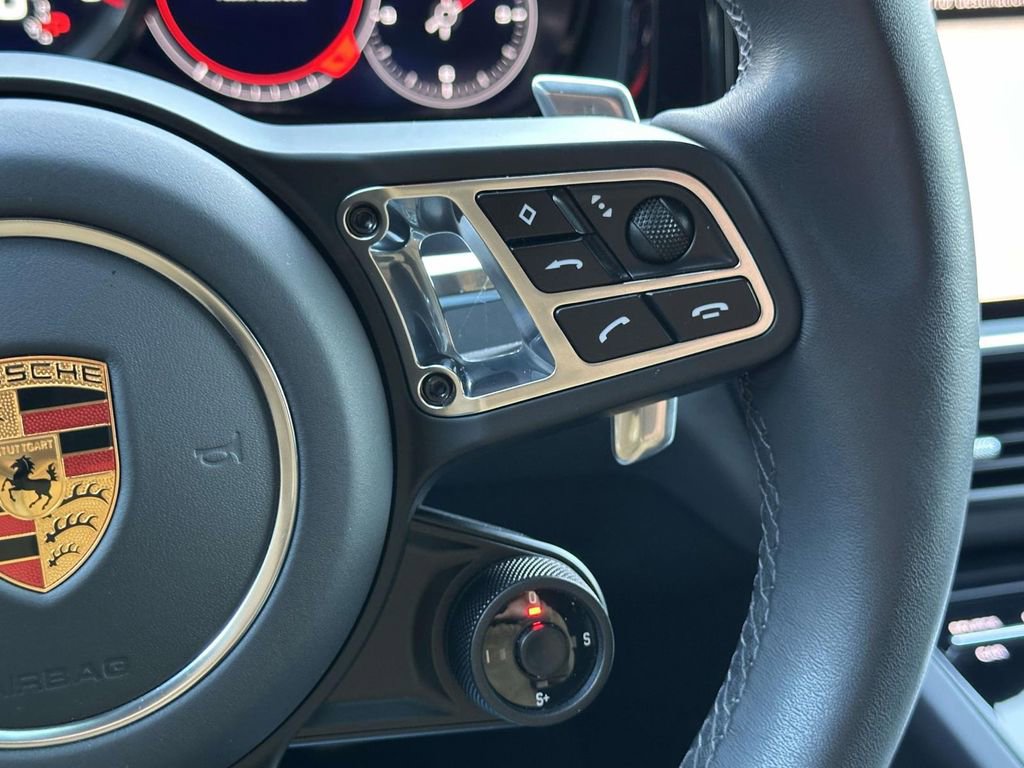 Certified 2023 Porsche Cayenne Turbo image 24