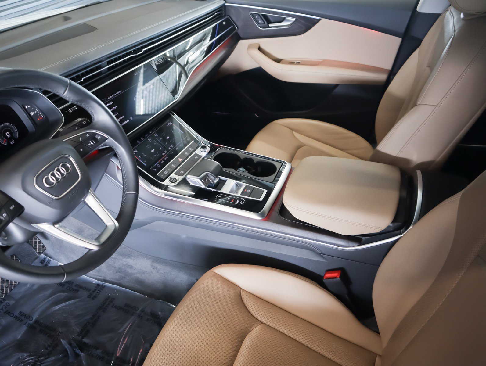 Used 2023 Audi Q8 Premium Plus w/ Premium Plus Package image 19