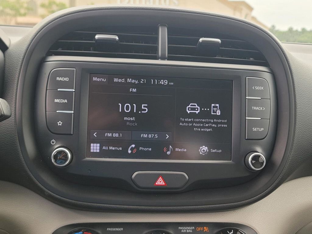 Used 2022 Kia Soul LX image 13