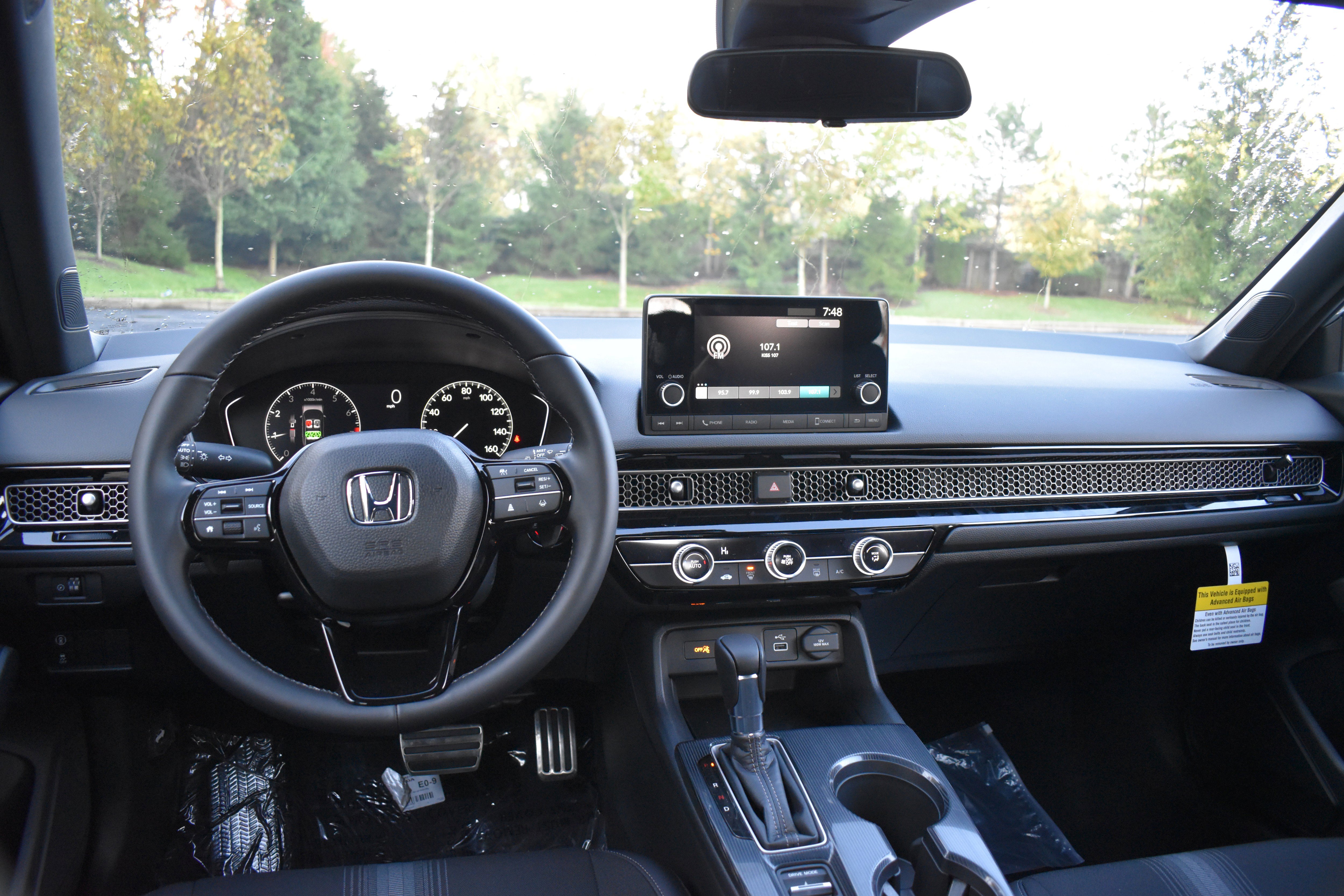 Used 2023 Honda Civic Sport image 15