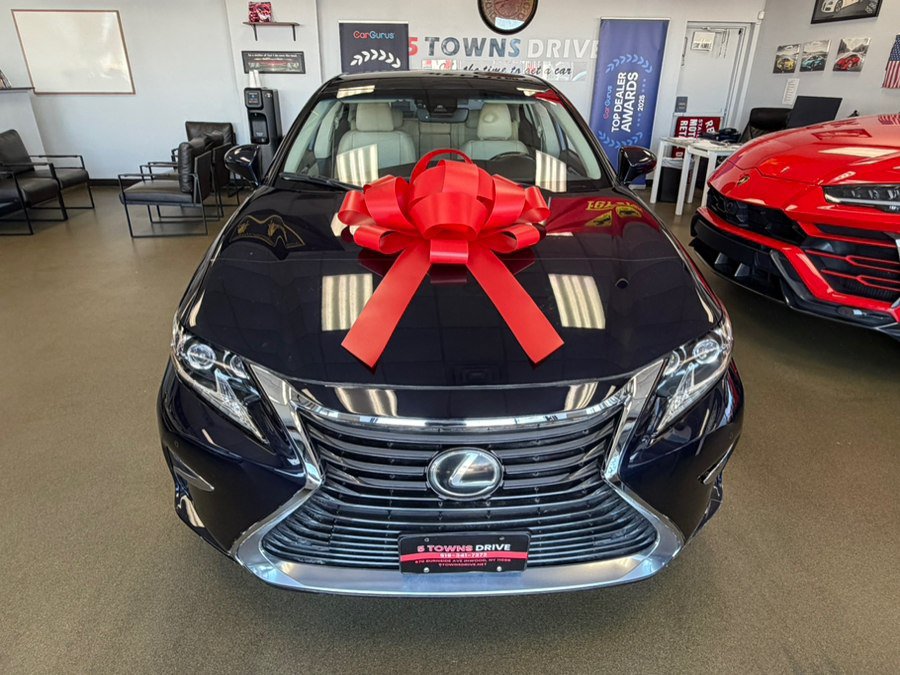 Used 2016 Lexus ES 350 w/ Luxury Package w/Wood Trim FWD image 6