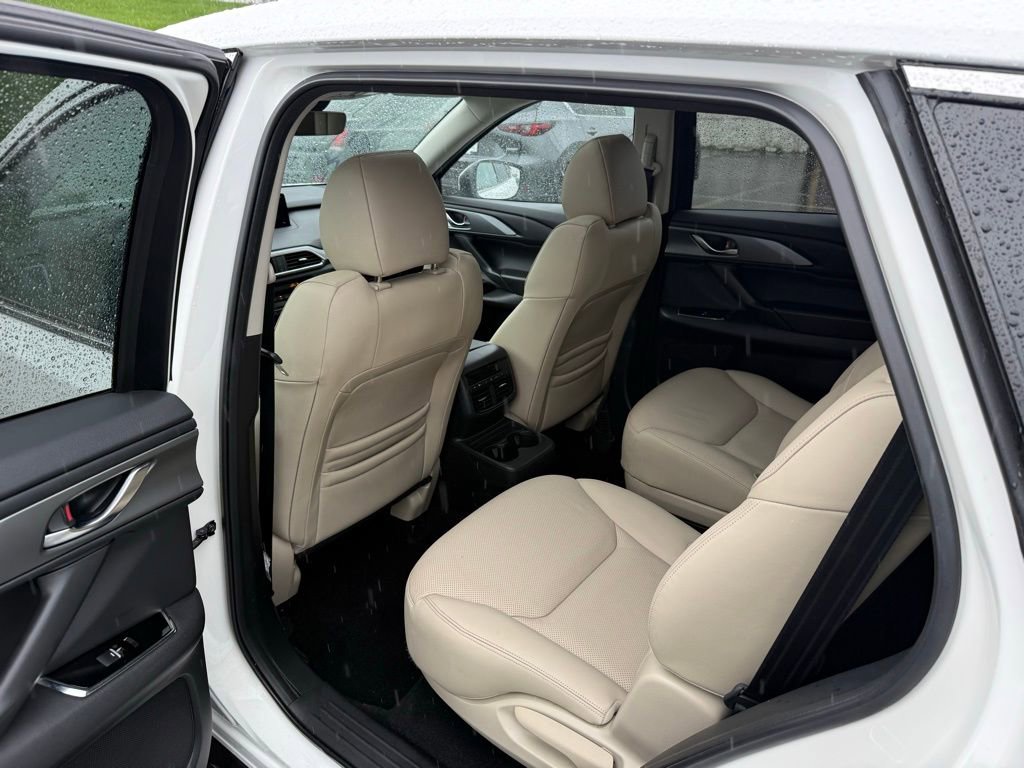 Used 2023 MAZDA CX-9 Touring Plus image 6