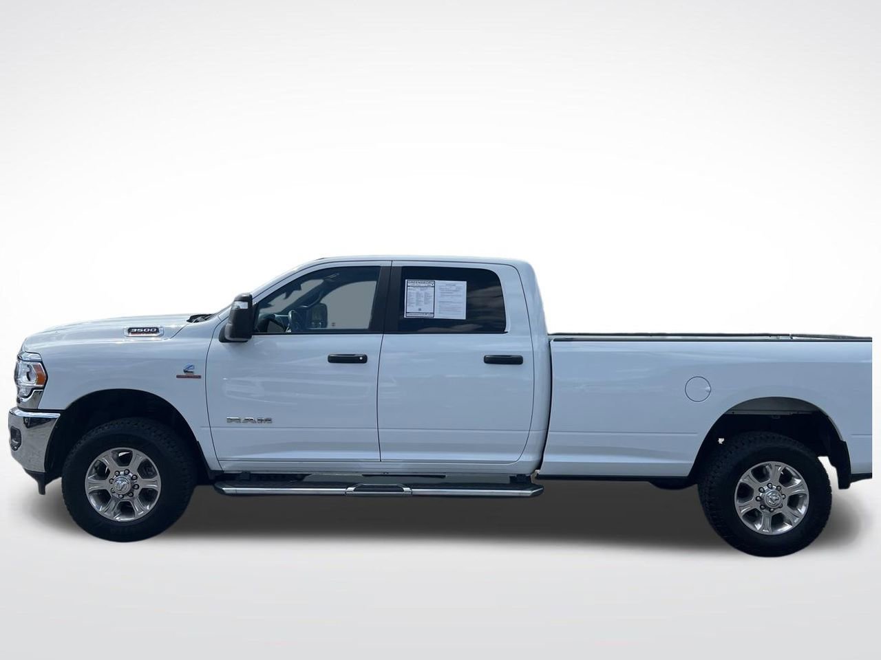 Used 2024 RAM 3500 Big Horn AWD/4WD image 2