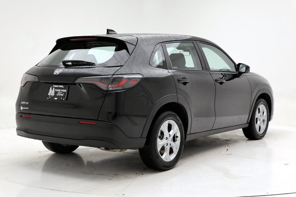 Used 2025 Honda HR-V LX image 9