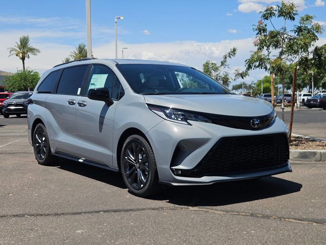 New 2026 Toyota Sienna XSE FWD image 7