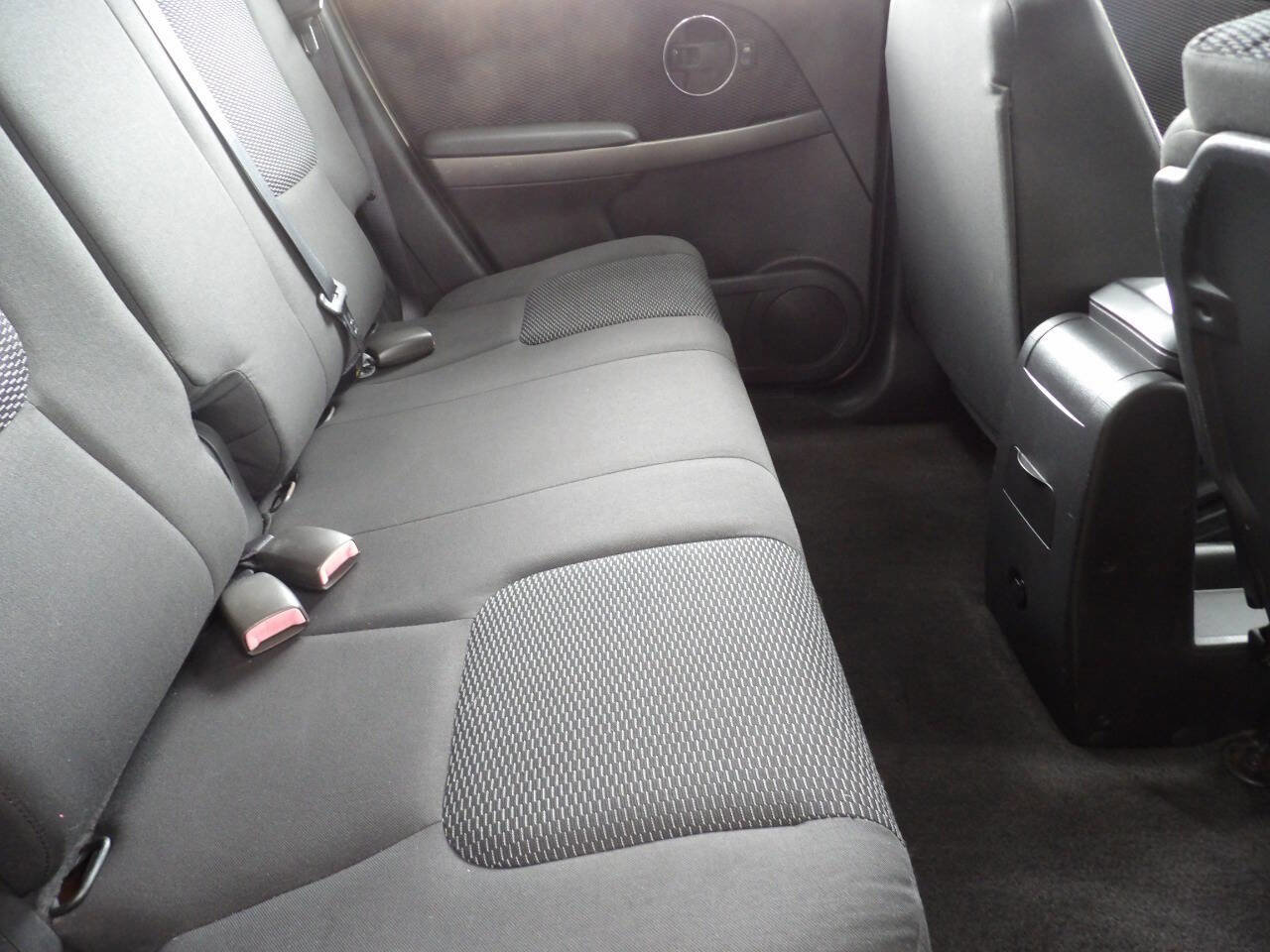 Used 2006 Pontiac Torrent 2WD image 27