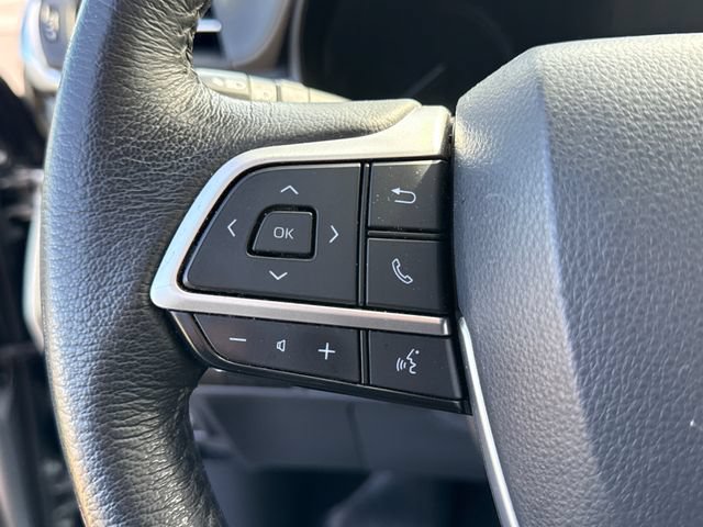 Used 2024 Toyota Sienna XLE w/ XLE Plus Package AWD/4WD image 28