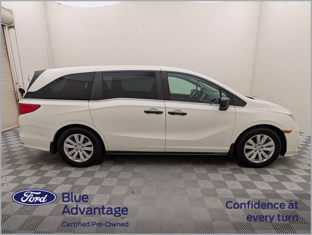 Used 2019 Honda Odyssey LX image 2