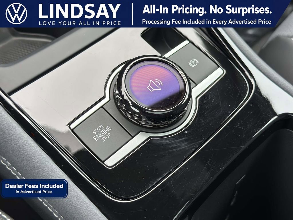Used 2026 Volkswagen Tiguan SEL R-Line AWD/4WD image 19