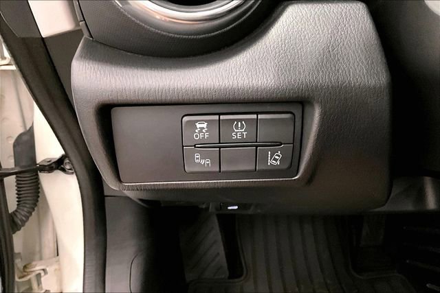 Used 2016 MAZDA MX-5 Miata Grand Touring RWD image 35