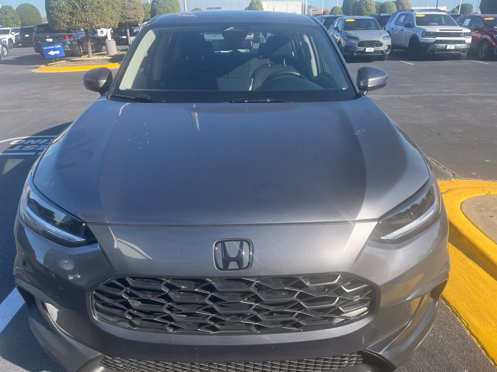 Used 2025 Honda HR-V LX image 2