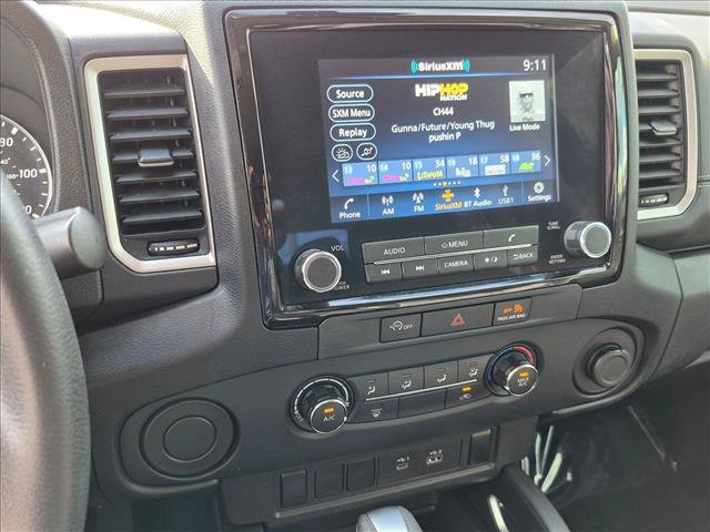Used 2024 Nissan Frontier SV RWD image 14