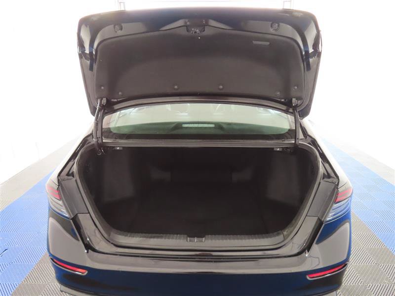 Used 2024 Honda Accord Sport image 12