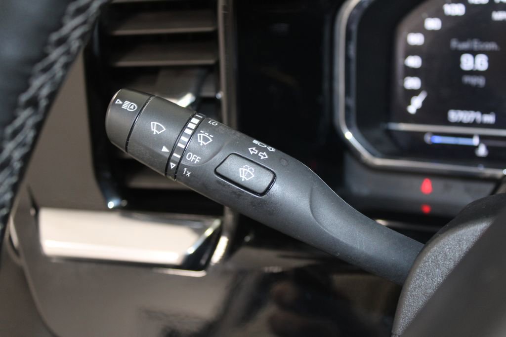 Used 2024 GMC Sierra 1500 SLT image 40