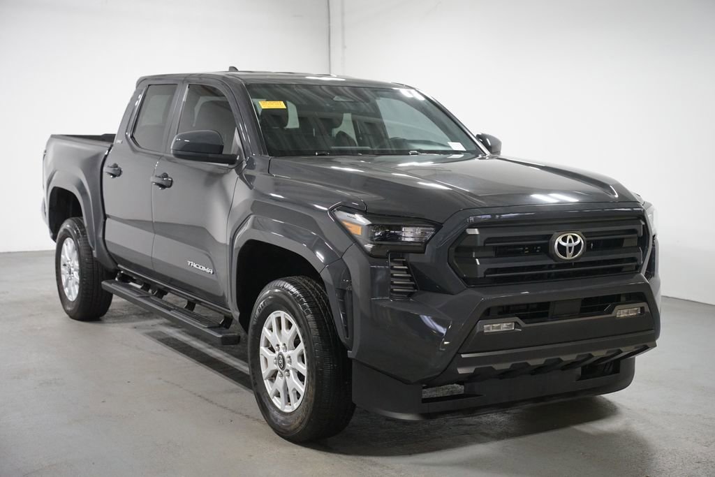Certified 2024 Toyota Tacoma SR5 image 3