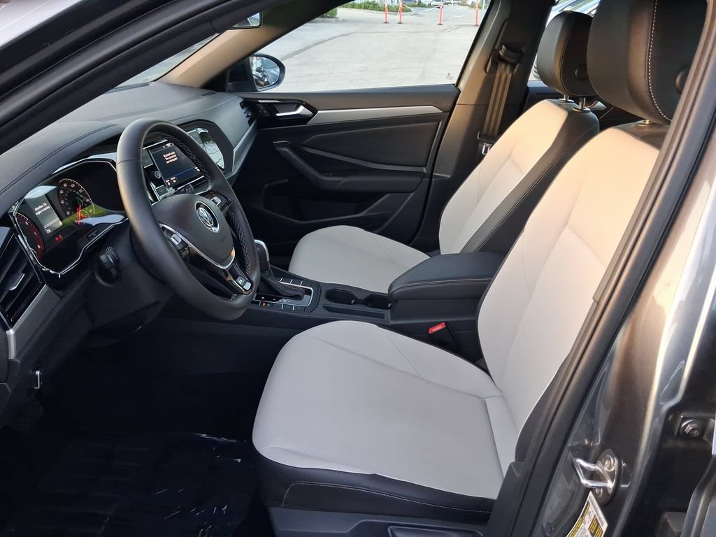 Certified 2021 Volkswagen Jetta R-Line FWD image 14