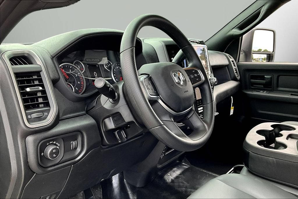 New 2026 RAM 3500 Tradesman AWD/4WD image 7