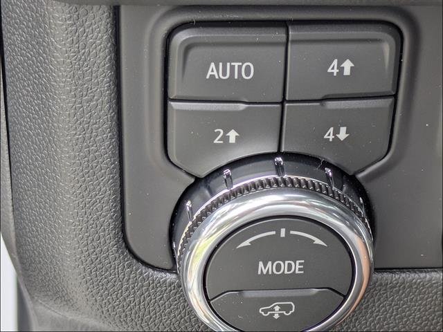 New 2026 GMC Yukon Denali w/ Sun & Power Step Package AWD/4WD image 25