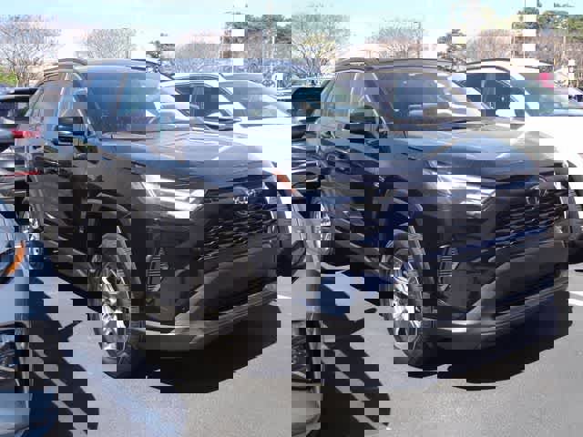 Used 2024 Toyota RAV4 XLE image 4