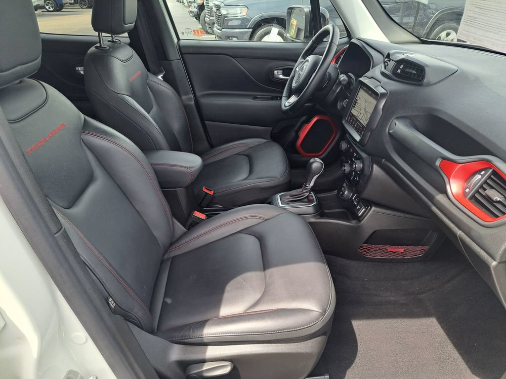Used 2023 Jeep Renegade Trailhawk w/ Trailhawk Elite Group AWD/4WD image 25