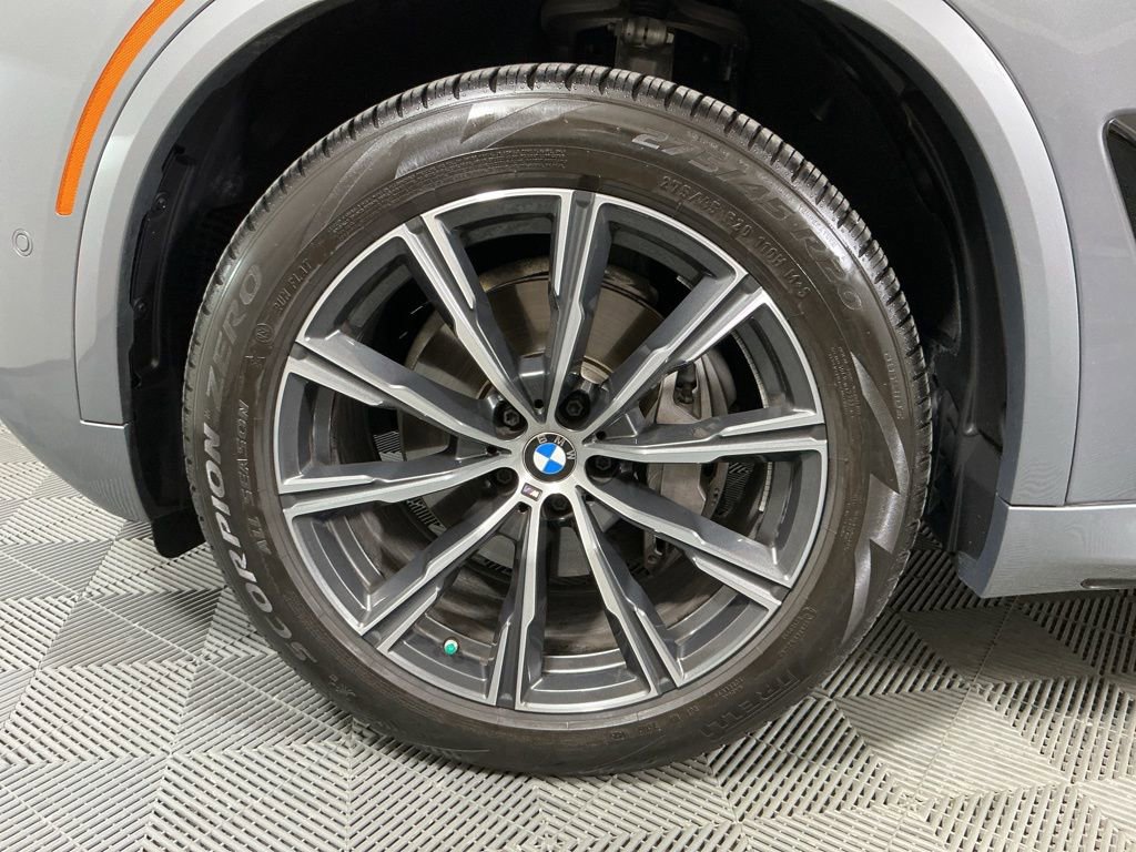 Certified 2026 BMW X5 xDrive40i w/ M Sport Package image 11