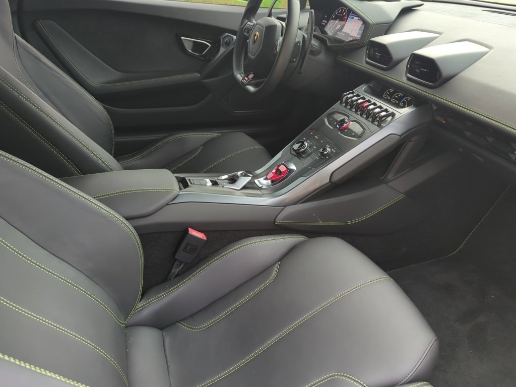 Used 2015 Lamborghini Huracan LP 610-4 image 18