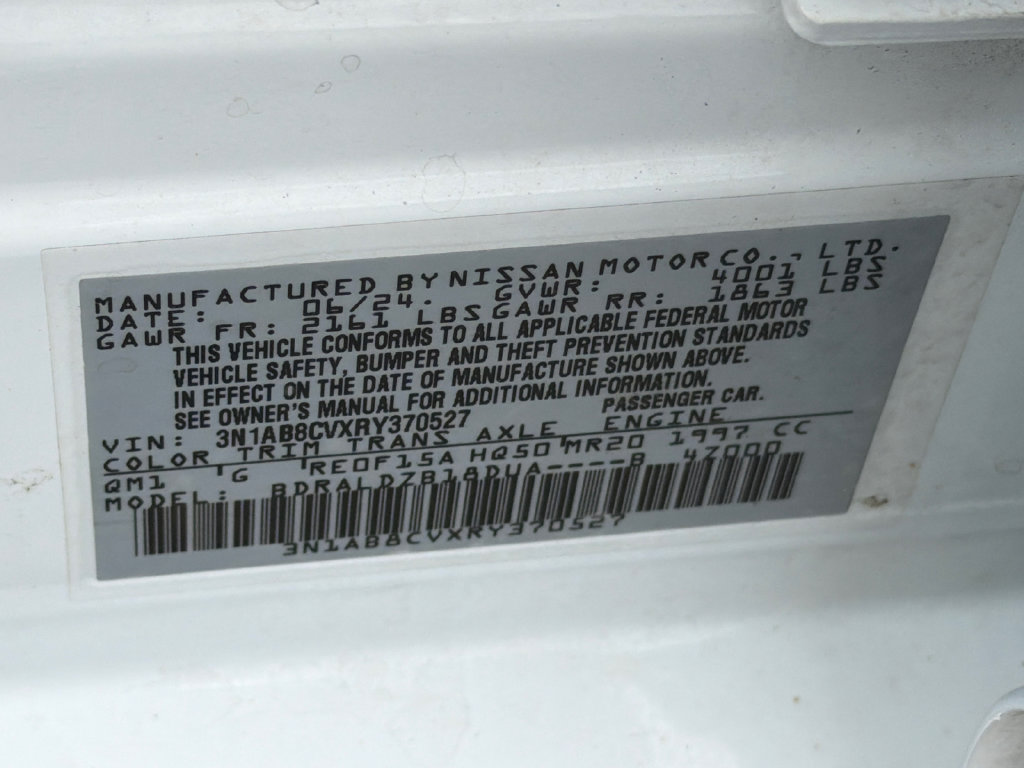 Used 2024 Nissan Sentra SV FWD image 33