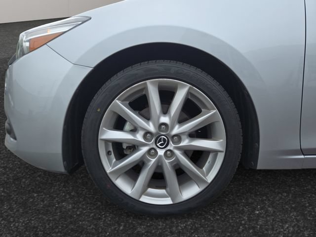 Used 2017 MAZDA MAZDA3 Grand Touring FWD image 4