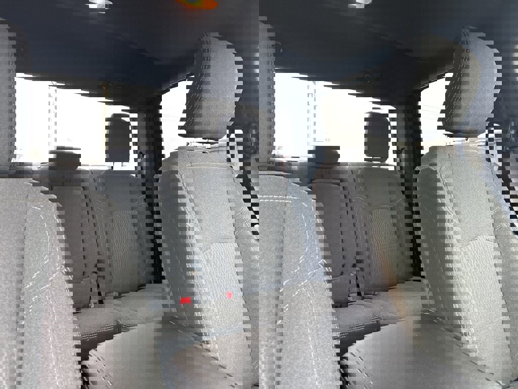 Used 2020 RAM 2500 Big Horn w/ Level 1 Equipment Group image 18