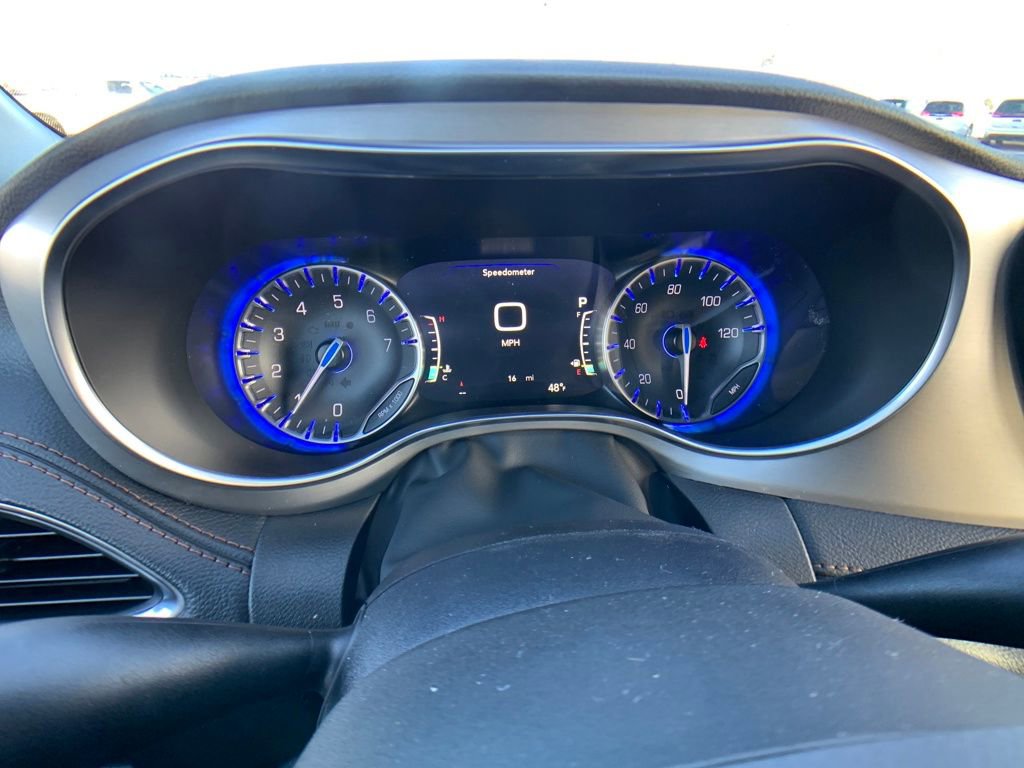 New 2026 Chrysler Pacifica Pinnacle image 17