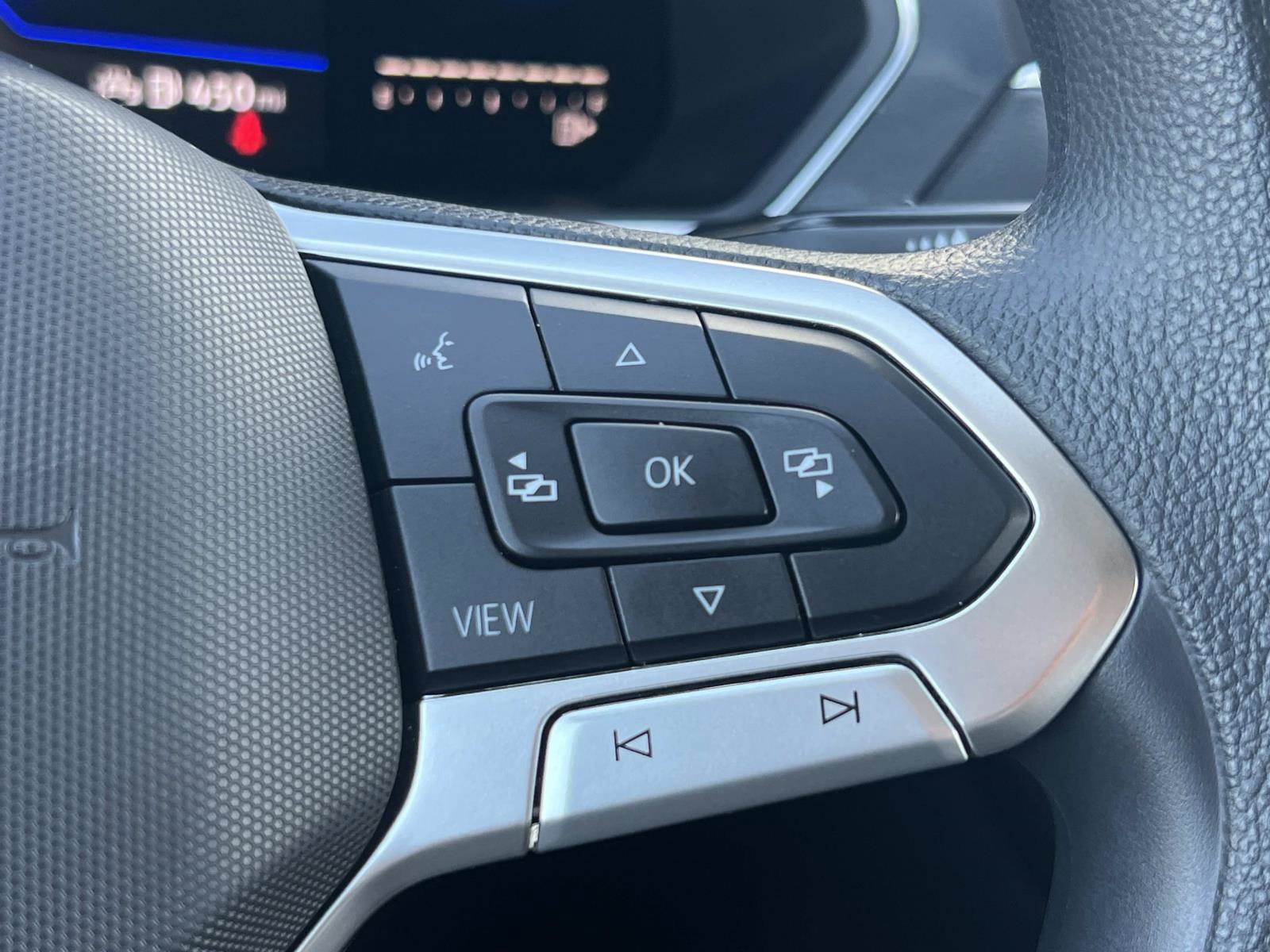 Certified 2023 Volkswagen Tiguan S image 10