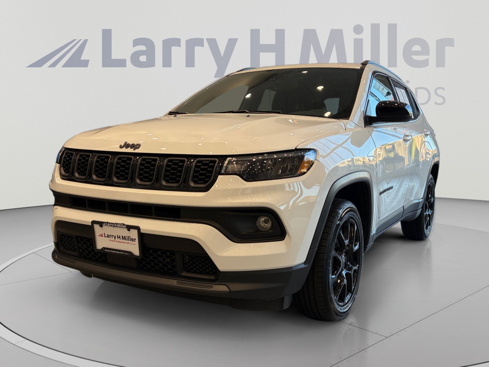 Used 2025 Jeep Compass Latitude w/ Convenience Group