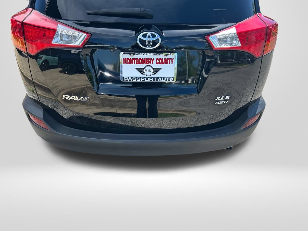 Used 2013 Toyota RAV4 XLE AWD/4WD image 27