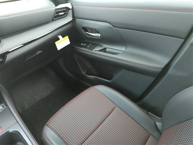 New 2026 Nissan Kicks SR w/ Cold Weather Package image 23