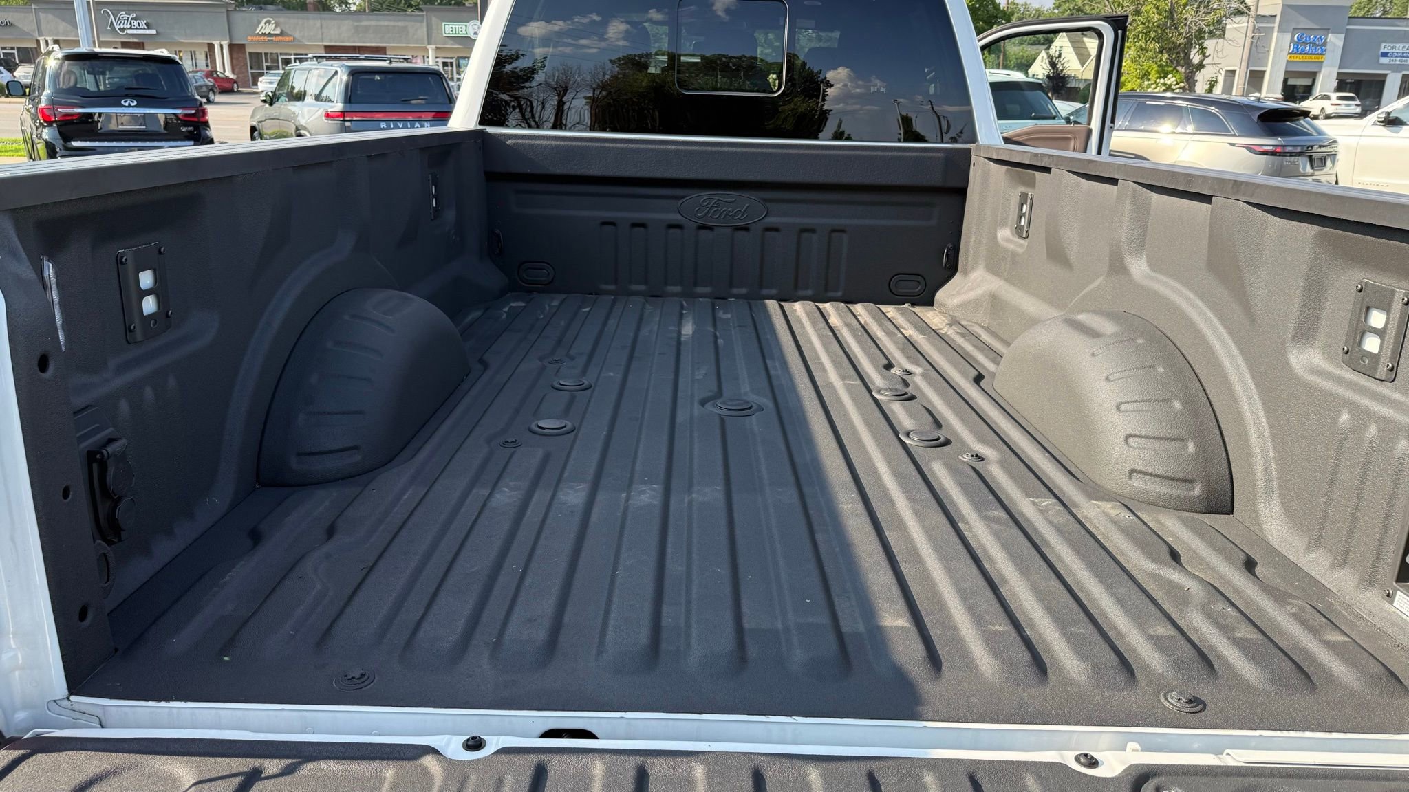 Used 2024 Ford F350 King Ranch w/ Chrome Package image 21