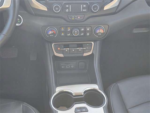 Used 2023 GMC Terrain Denali w/ Denali Premium Package image 17