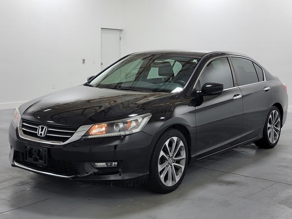 Used 2014 Honda Accord Sport image 4
