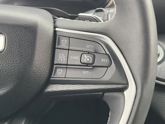 Used 2023 Jeep Grand Cherokee Altitude image 28