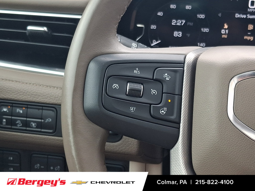 Used 2022 GMC Yukon XL Denali w/ Denali Ultimate Package AWD/4WD image 28